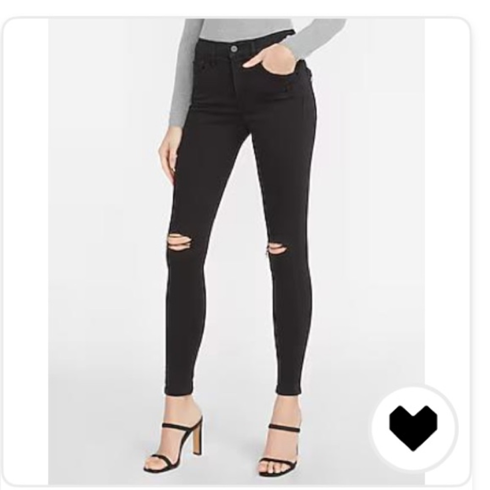 Express mid rise black distressed skinny Jeans. Size 4R. 10” rise. 27” inseam.